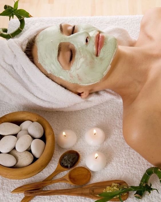 Curso de Cosmetología Profesional